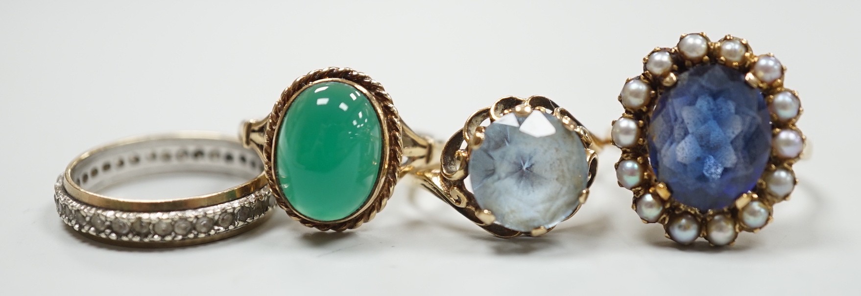 Four various 9ct and gem set dress rings, including chrysoprase cabochon, gross weight 13.3 grams.